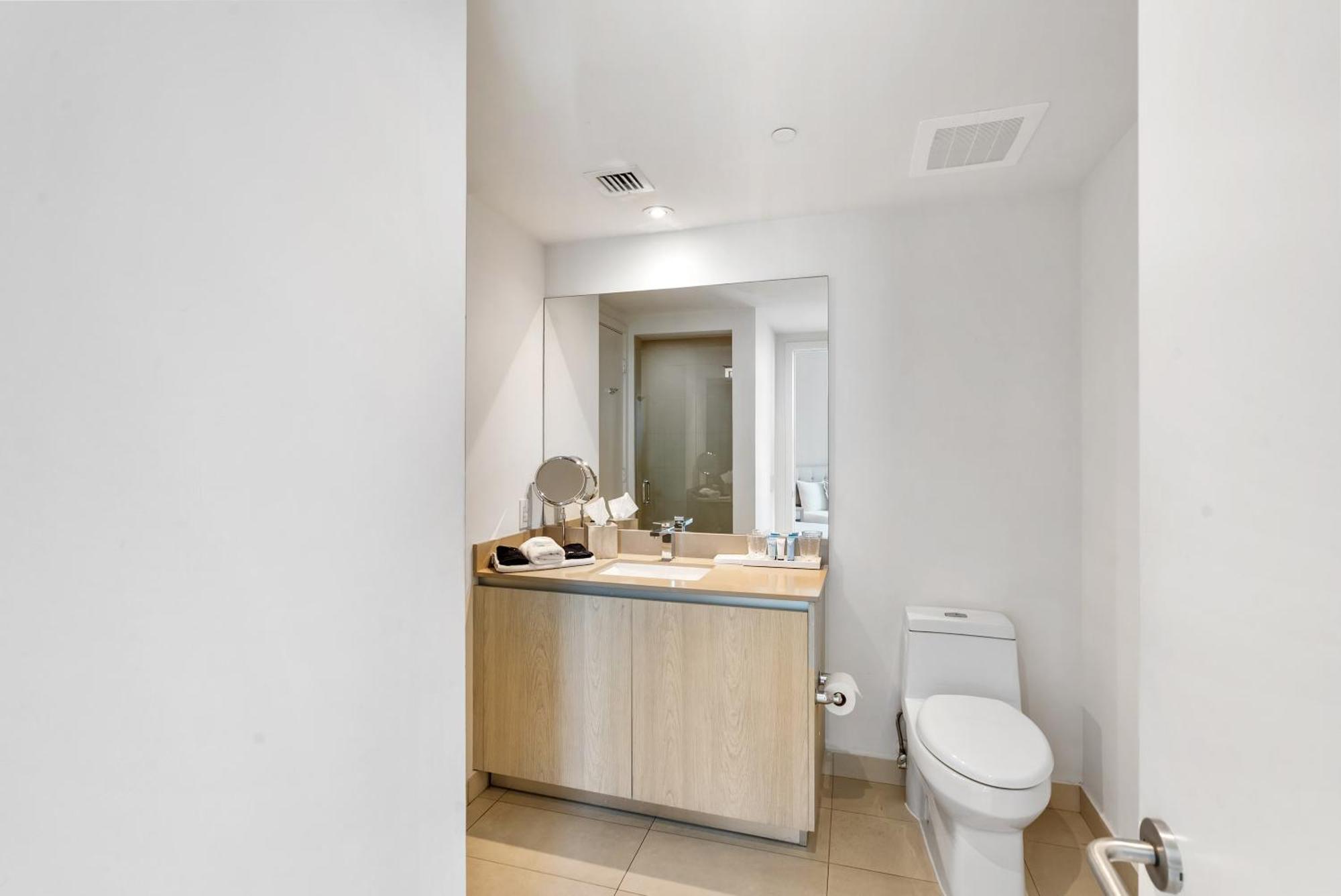 Apartamento High Floor Corner 2 Bdr At Lyfe *