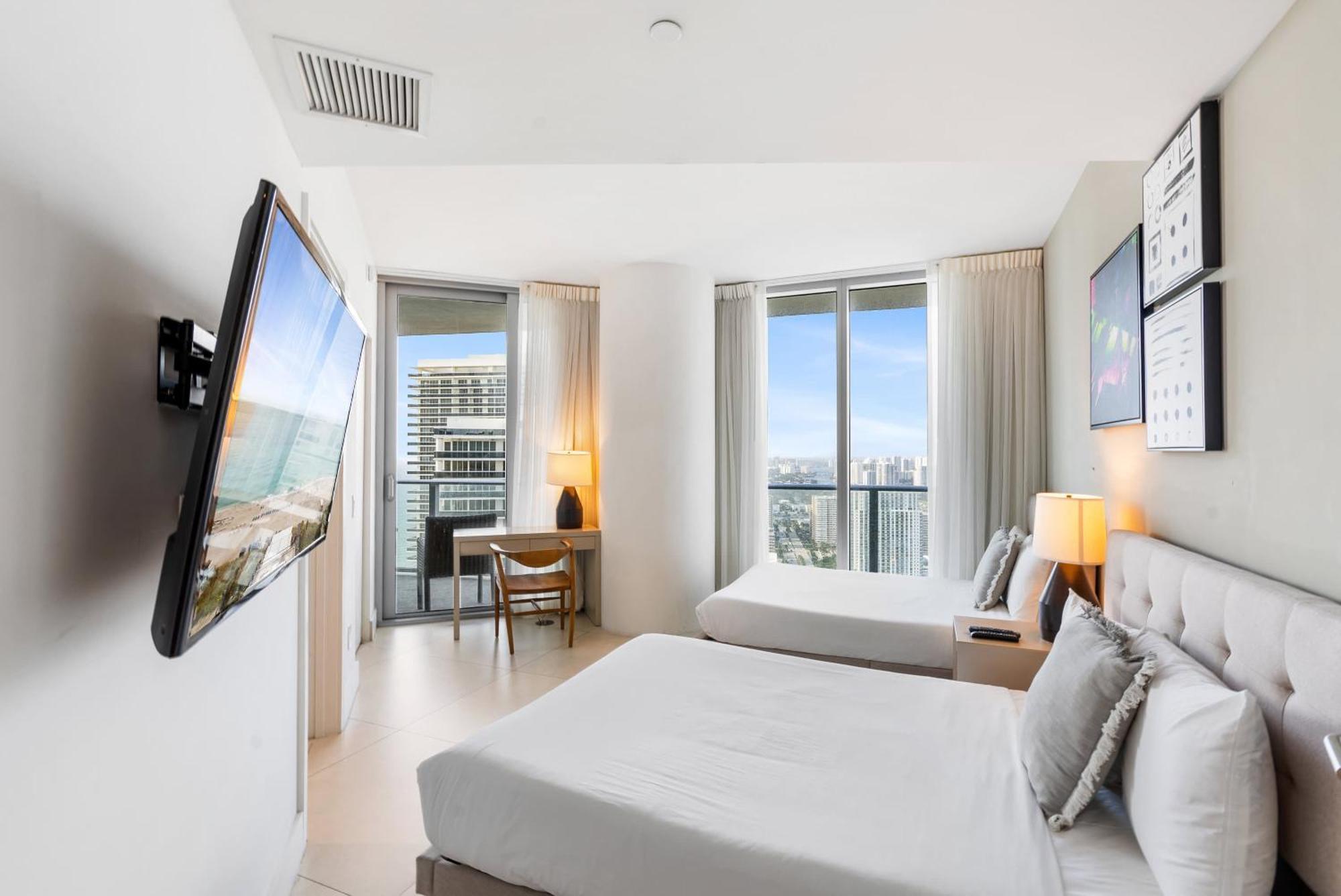 Apartamento High Floor Corner 2 Bdr At Lyfe *